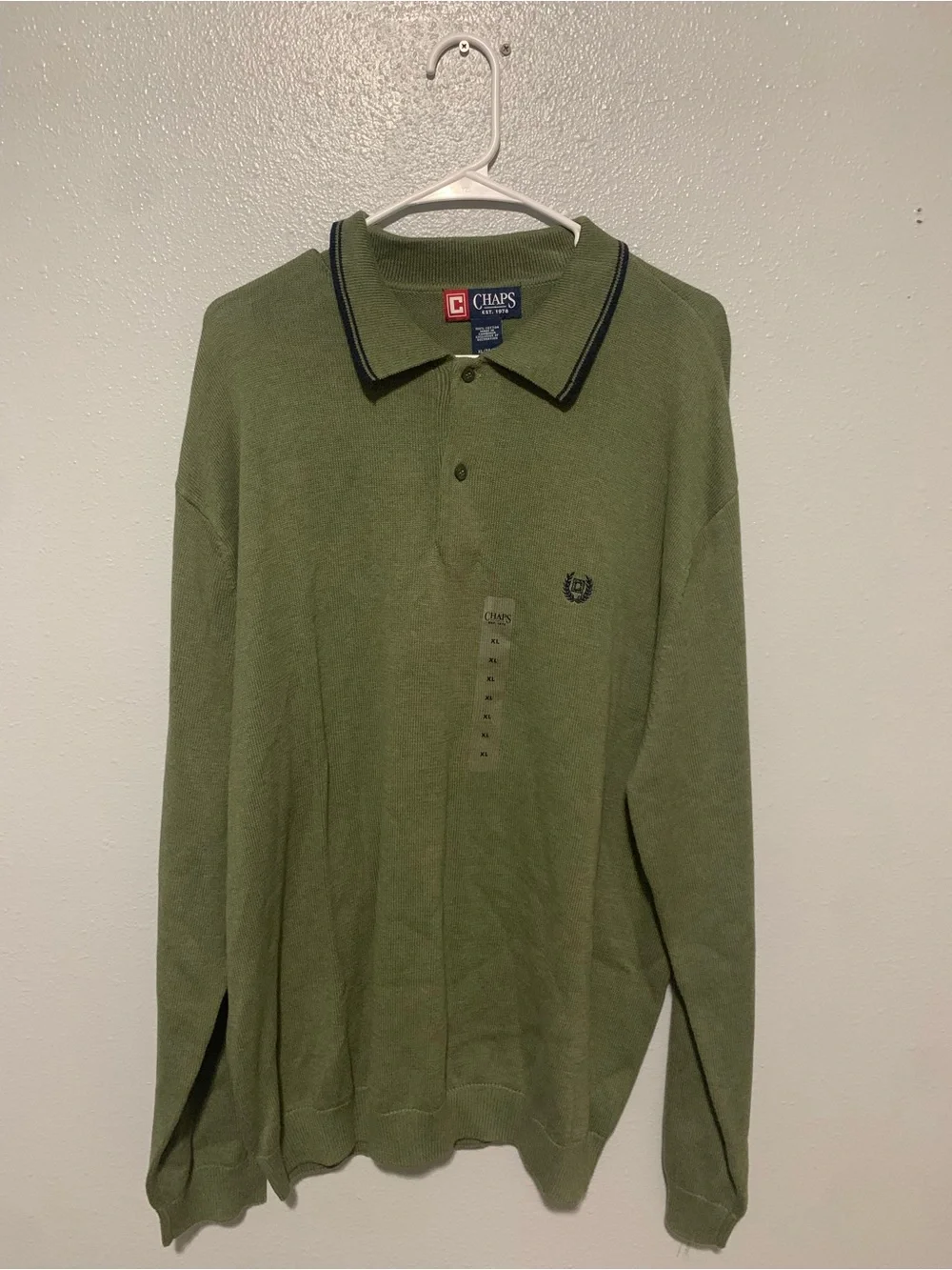 Chaps Men’s Olive Green Long Sleeve Polo with Contrast Collar